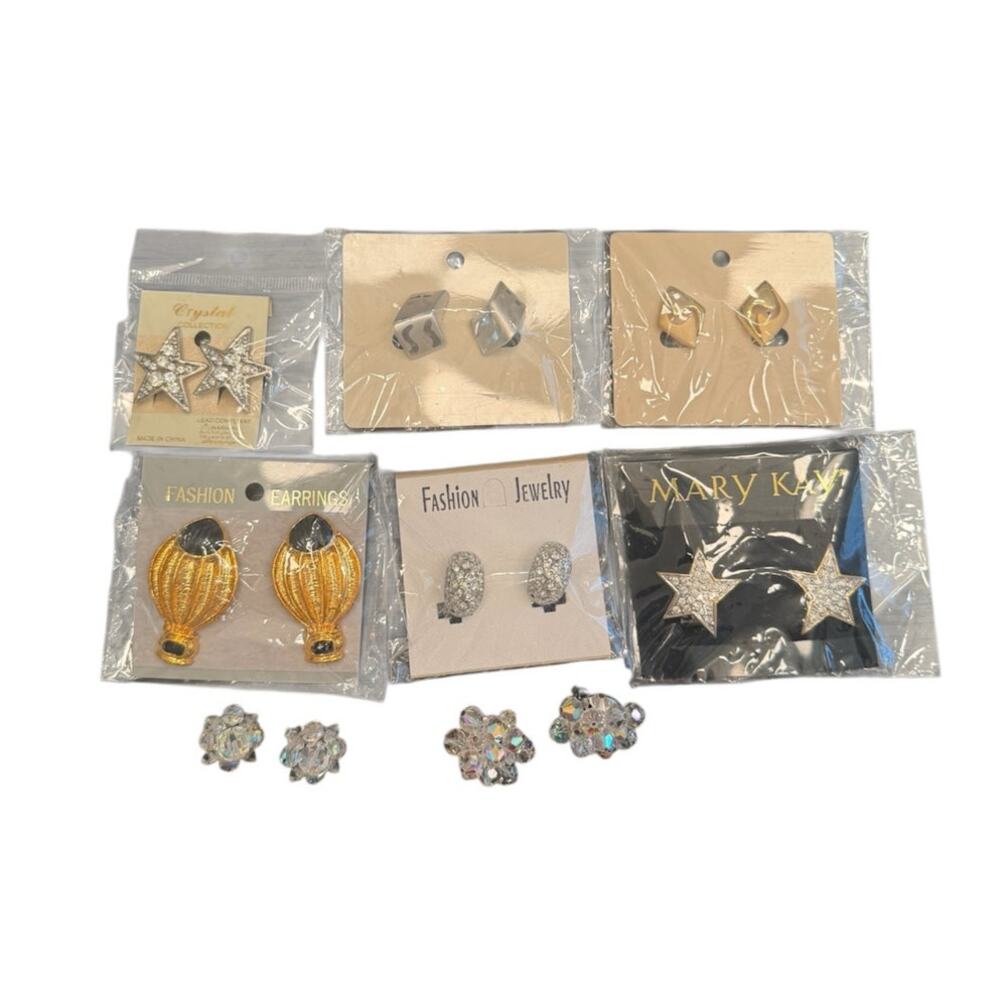 NEW Bundle of (8) Clip-On Earrings Fashion Costume Jewelry